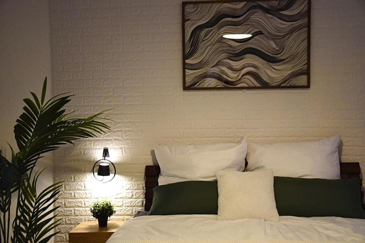 Apartment Stilvoller Altbau Im Ruhigen Schleussig Mit Wlan, Netflix, Waschmaschine Leipzig